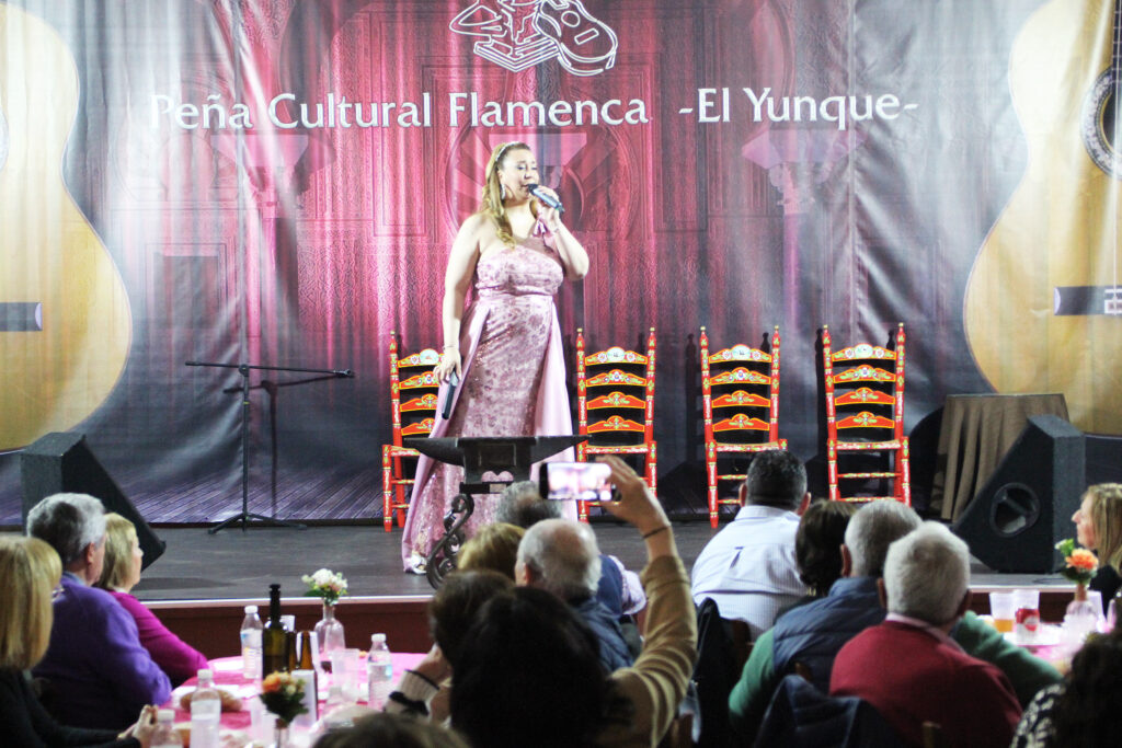 Hje. Mujer del Socio