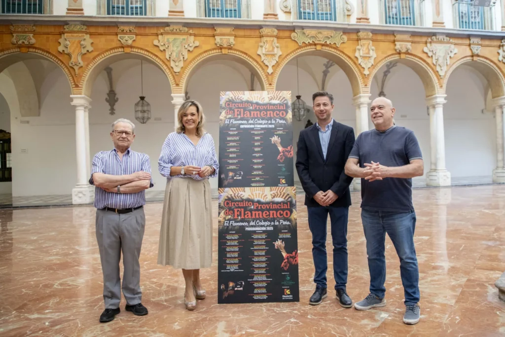 Firma del convenio entre la Diputación de Córdoba y la Unión Flamenca Cordobesa