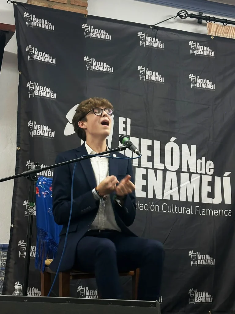 Juan Francisco Morán en la Peña Flamenca El Melón de Benamejí