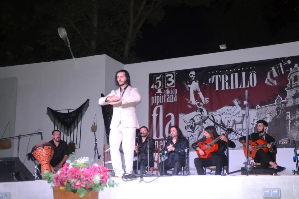 Iván Chasquío al cante y Javier de Ana María al toque en la 53 Pipirrana Flamenca