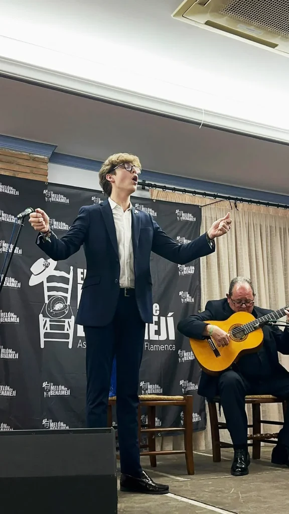 Juan Francisco Morán y Fernando Rodríguez en la Peña Flamenca El Melón de Benamejí