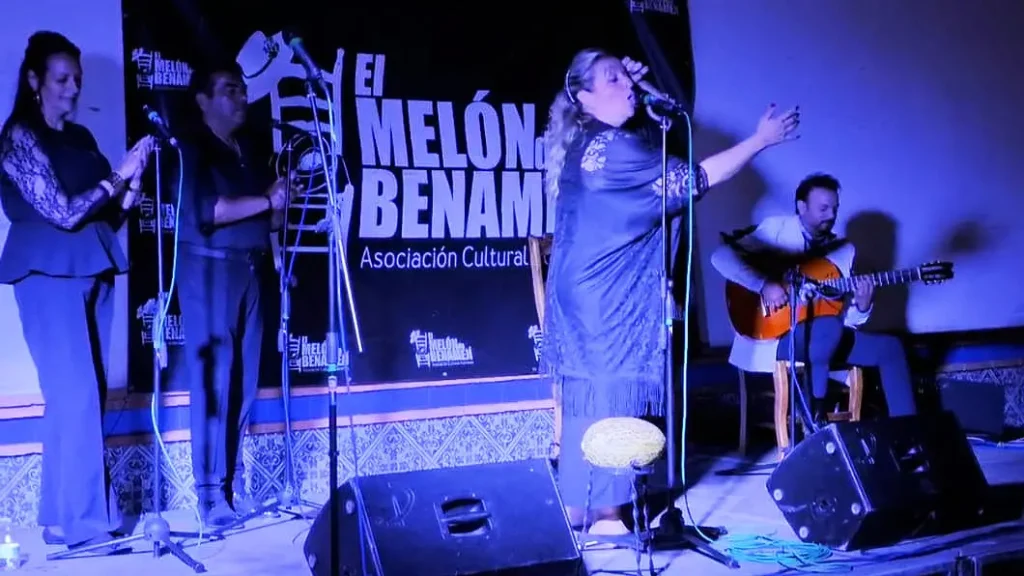 Antonio Reyes, Nono Reyes, Julio Romero, Remedios Reyes, Tate Núñez, Ramoncito Reyes y Ana Reyes en el V Aniversario de la Peña El Melón de Benamejí