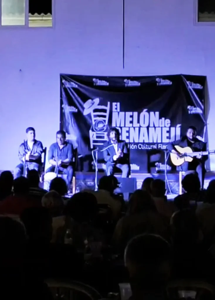 Antonio Reyes, Nono Reyes, Julio Romero, Remedios Reyes, Tate Núñez, Ramoncito Reyes y Ana Reyes en el V Aniversario de la Peña El Melón de Benamejí