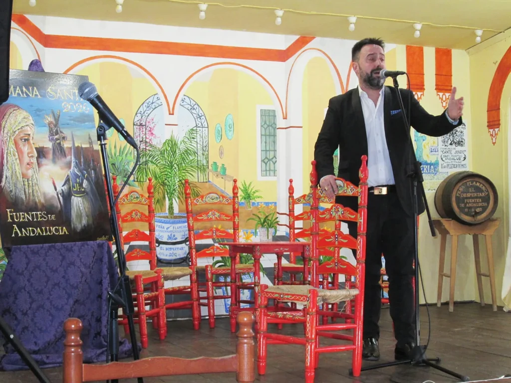 Jesús León en el Certamen de Saetas de la Peña Flamenca El Despertar