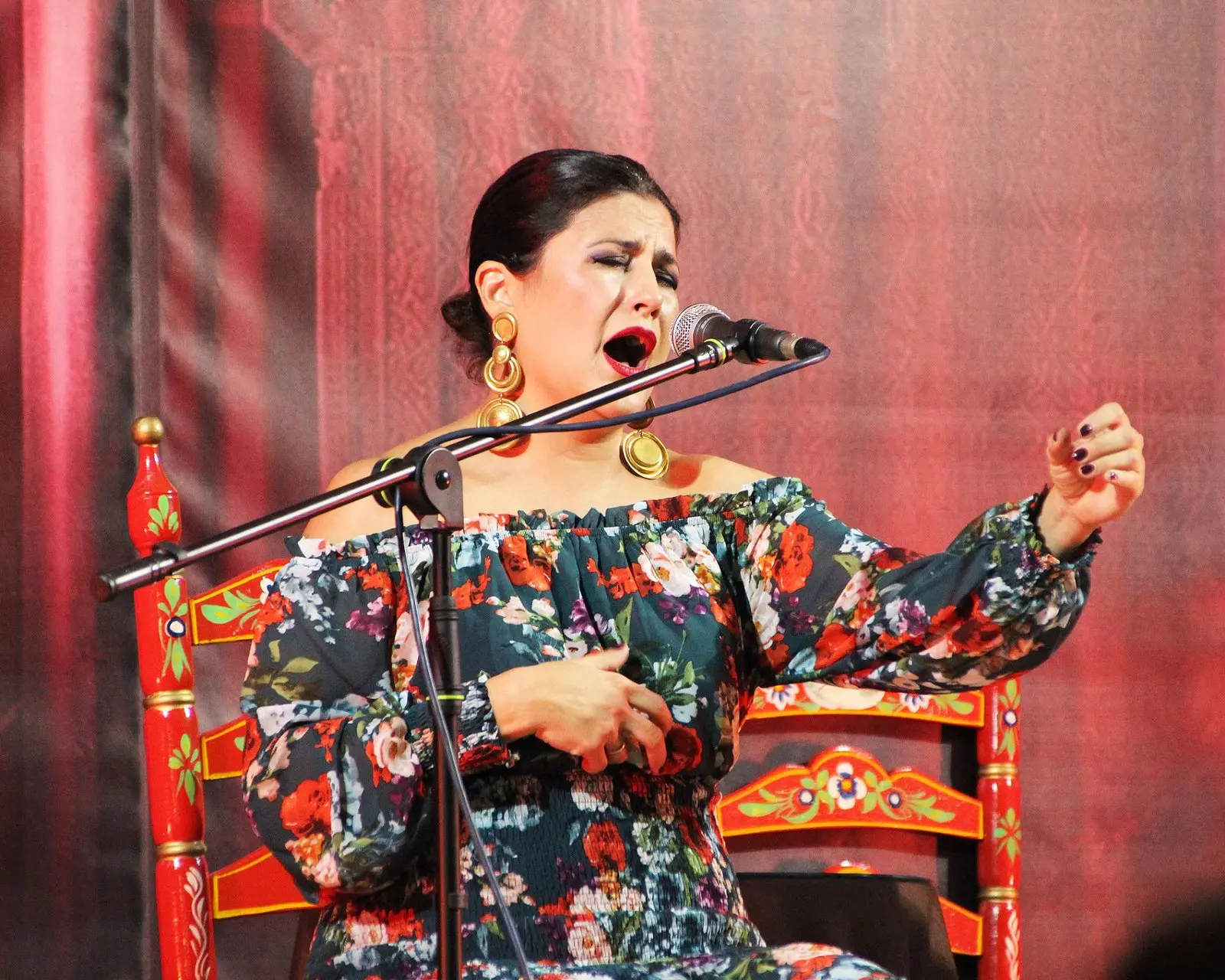Lucia Leiva Cantaora Flamenco