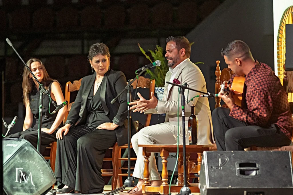 Fotografía del momento del cante de la XLIV Partía Flamenca Benamejí en Cayetano Muriel 5 de Septiembre 2026