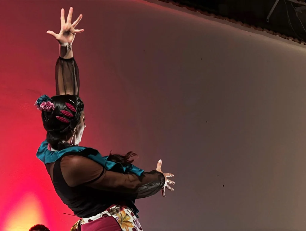 Fotografía del baile en la Peña Flamenca El Despertar
