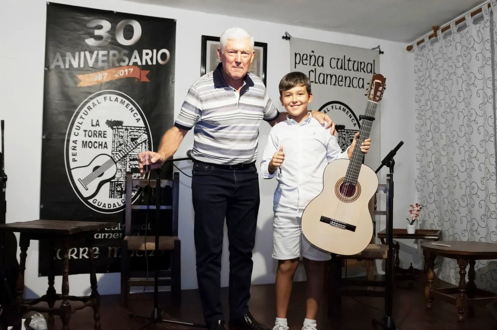 Fotografía con las generaciones en la Noche Flamenca