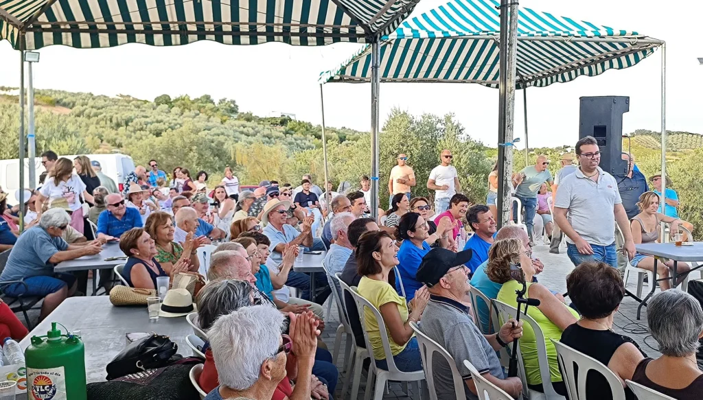 Fotografía del Cante en el Cerro Don Juan Por la Peña Cultural Flamenca El Lucero
