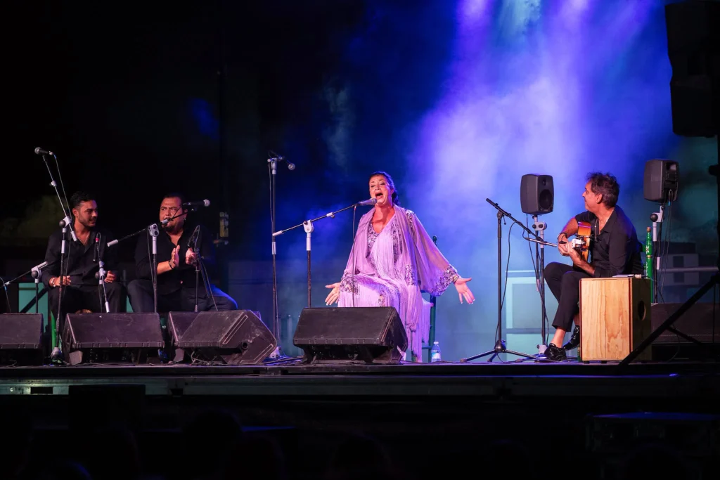 Cante de La Fabi IX Festival de Cante Flamenco La Naranjá de Palma de la Peña Cultural Flamenca La Soleá de Palma del Rio