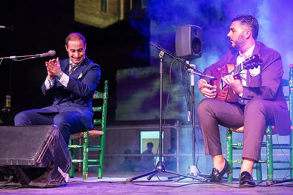 Toque y compas en el IX Festival de Cante Flamenco La Naranjá de Palma de la Peña Cultural Flamenca La Soleá de Palma del Rio