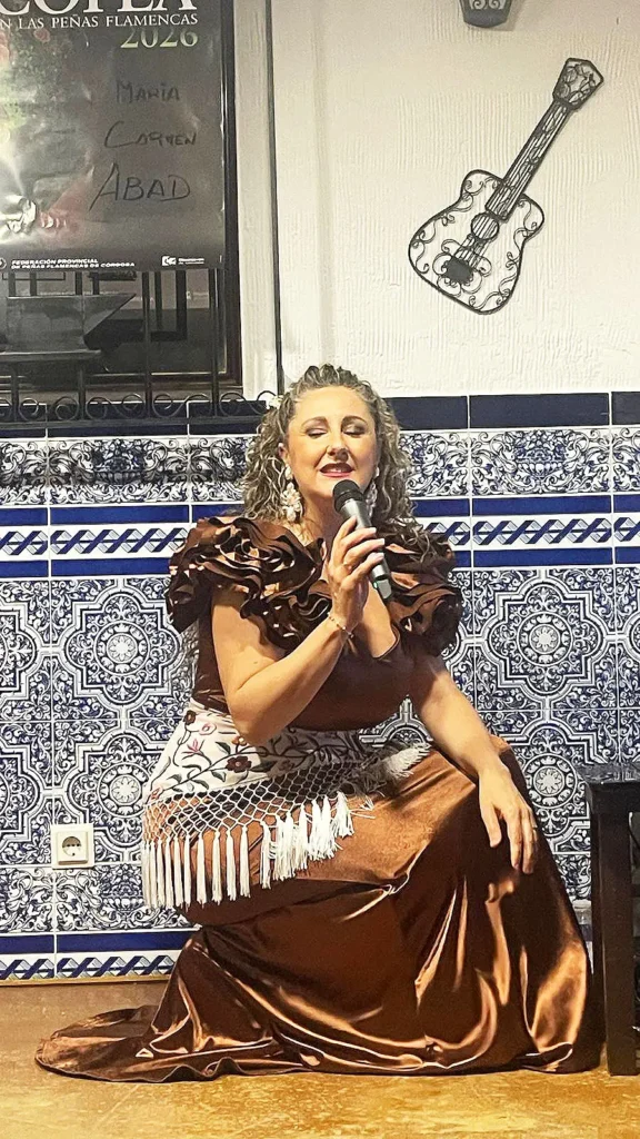 Fotografía de Mari Carmen Abad en el 3º Festival Provincial de Copla en las Peñas Flamencas en la Peña Cultural Flamenca El Rincón del Flamenco