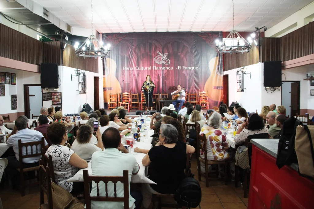 Fotografía del cante de la Ruta Flamenca La Carlota